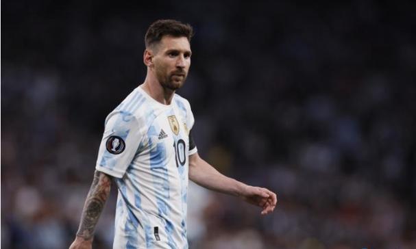 蔚来-SW(09866.HK)：10月交付40397辆汽车 创下月度新纪录 同比增长92.6%